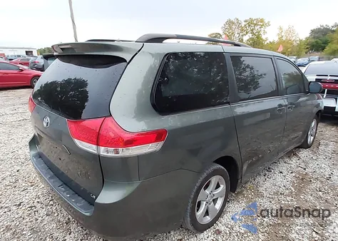 2014 Toyota Sienna Le V6 8 Passenger from USA, damaged, VIN 5TDKK3DC2ES440699